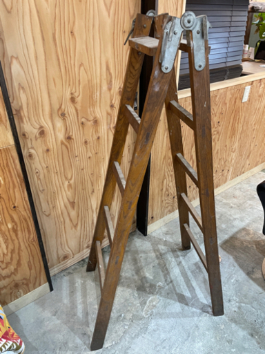 値下げしました　梯子　はしご　飾り棚　ビンテージ