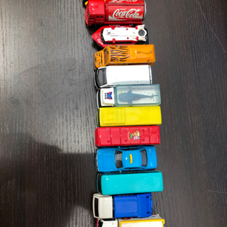 働く車ミニカーの画像