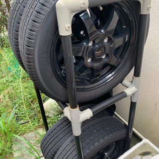 黒ホイールスタッドレス 155/65/14 PCD100 4穴