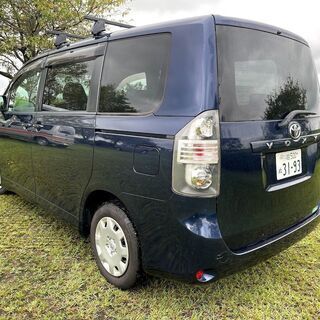 【コミコミ価格】トヨタ ヴォクシー 車検令和3年11月6日まで ５ナンバーの画像