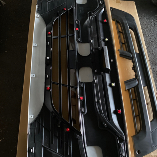 新型ファイブスター　キャビン　顔面一色