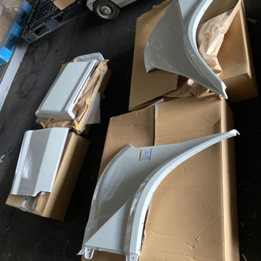 新型ファイブスター　キャビン　顔面一色