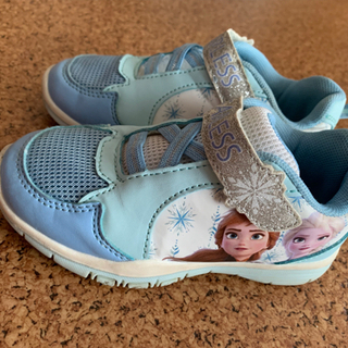 【超美品】アナ雪 エルサ ディズニー プリンセス スニーカー 子供靴