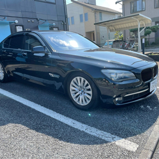 BMW 7シリーズ 750iの画像