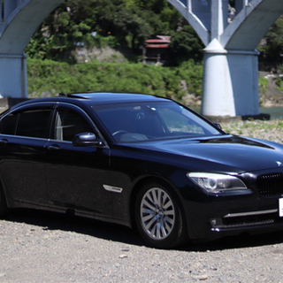 BMW 7シリーズ 750i