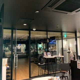 🟧麻布十番のジムにて ホームパーティ事業やカフェ、 販売などやり...