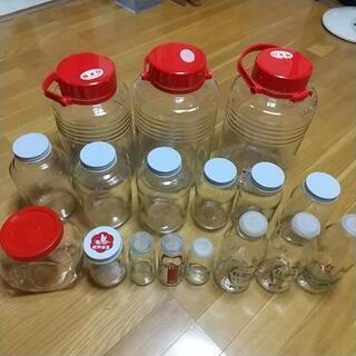 ガラス容器 17点