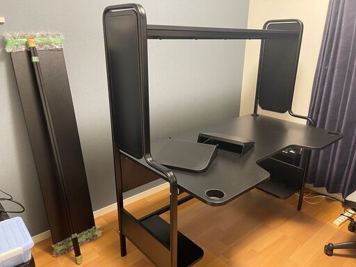IKEA ゲーミングデスク  フレッデ FREDDE