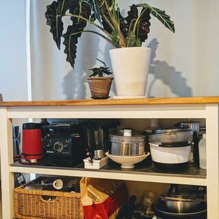【値引き】IKEAアイランドキッチンテーブル（ハイスツール4脚付...
