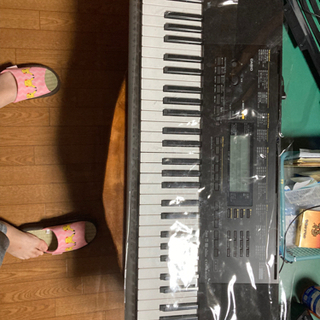 CASIO 電子ピアノ　新品　