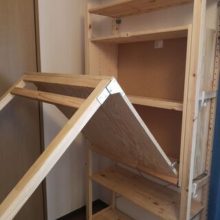 IKEA IVAR 折り畳みテーブル付き　棚の画像