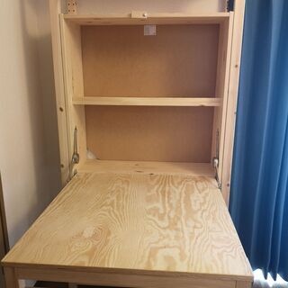 IKEA IVAR 折り畳みテーブル付き　棚の画像