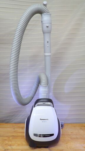 ■中古品 Panasonic パナソニック 紙パック式掃除機 MC-PKL17A-W 2016年製◎