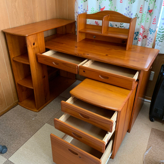 【至急】デスクとチェア　取りに来てくれる方の画像