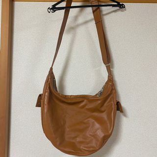 ポーター （吉田カバン） フリースタイル ショルダーバッグ  PORTER キャメル 三日月 バナナの画像