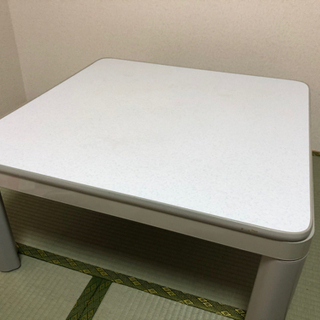 こたつテーブル