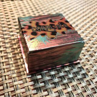 ＃005　【Benefit CORAListaチーク】ベネフィットの画像