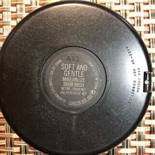  ＃012　【MAC フィニッシュフェイスパウダー】マックの画像