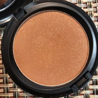 ＃013　【MAC ブロンザー シェーディング フェイスパウダー】マックの画像