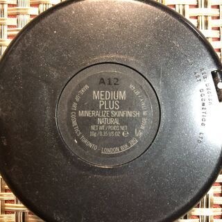 ＃014　【MAC フィニッシュ フェイスパウダー】マックの画像