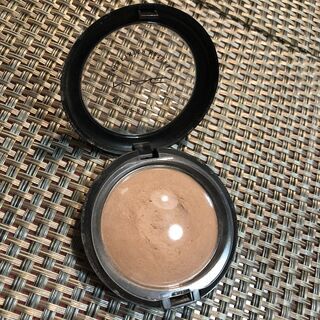 ＃014　【MAC フィニッシュ フェイスパウダー】マックの画像