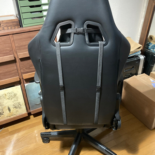 【受付終了】国産メーカーゲーミングチェア 一年使用美品 売りますの画像