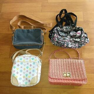 4点まとめ売ります。