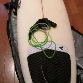 【お譲りする方がきまりました】サーフボード
