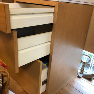 無料　0円　木製3段引き出し