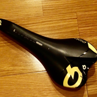 ロードバイク サドル　prologo scratch2 Tiro...