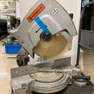 【中古】【動作OK】HITACHI　ヒタチ　卓上丸ノコ　C15FB　6930円（税込）の画像