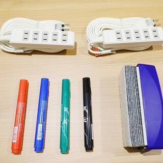 エリア最安値　¥100 〜 ¥490【赤羽駅徒歩圏内！8名利用可！】綺麗な室内！WiFi・プロジェクター・ホワイトボード全て無料！ふれあい貸し会議室 赤羽A - レンタルオフィス