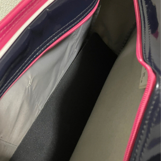 adidasショルダーバックの画像