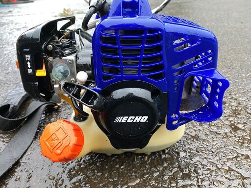 現物確認歓迎、初期不良対応OK 美品 整備済 チップソー新品 共立 ECHO 使いやすいトリガーアクセル 21.2cc 軽量 草刈機 EGT220　取説見れる
