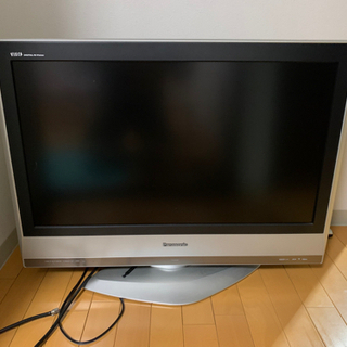 パナソニックPanasonic VIERAビエラ　TV32型