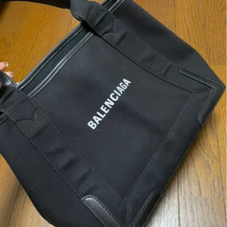 バレンシアガ トートバッグ