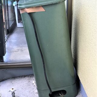 ９０ℓ　灯油室内用　角型タンク　緑色の画像