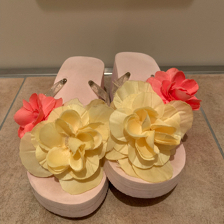 お花のビーチサンダル🌼
