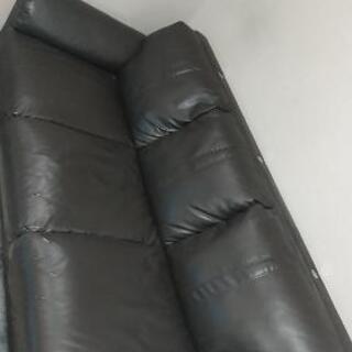 ソファー  引き取り先決まりました