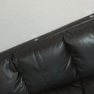 ソファー  引き取り先決まりましたの画像