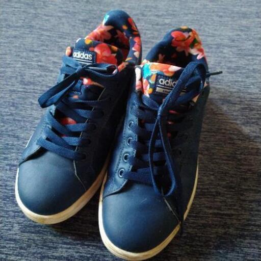 adidas24.5サイズ