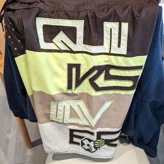 クイックシルバー　水着　サーフパンツ　中古の画像
