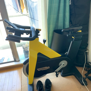 【値下げ】スピンバイク　テクノジム TECHNOGYM　筋トレ　中古品
