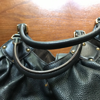 ルイヴィトン マヒナ XL ノアール