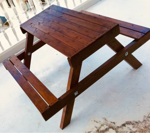 ガーデンテーブル