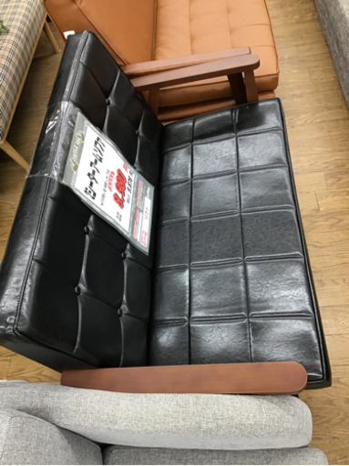 KI-32 【ご来店頂ける方限定】2シーターアームソファ　黒