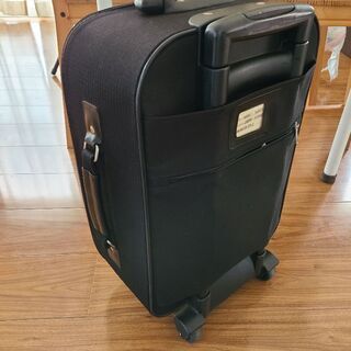 スーツケース値下げの画像