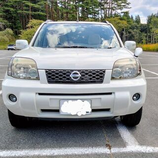 日産　エクストレイル　UA-NT30 4WD 白