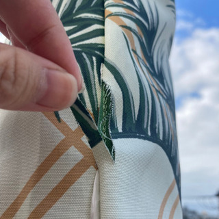 屋外用南国風パラソルとスタンドのセットの画像