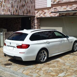 検査5年9月523iツーリング Mスポーツパッケージ 6気筒モデル/HDDナビ/idrive/地デジ/バックカメラ/デイライト/パドルシフト/点検記録簿/ETCの画像